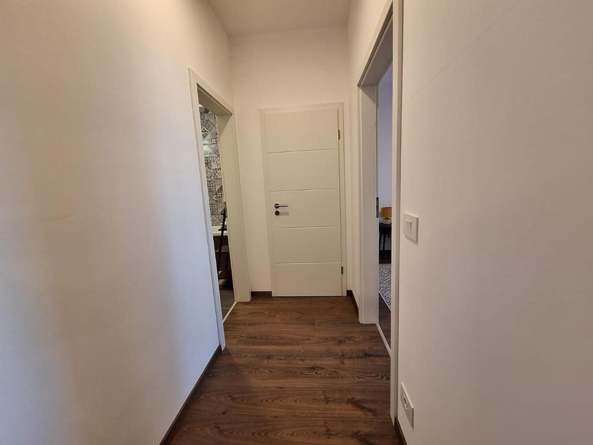 Mirvana Apartments Metheor Executive Suite Timişoara Exteriör bild